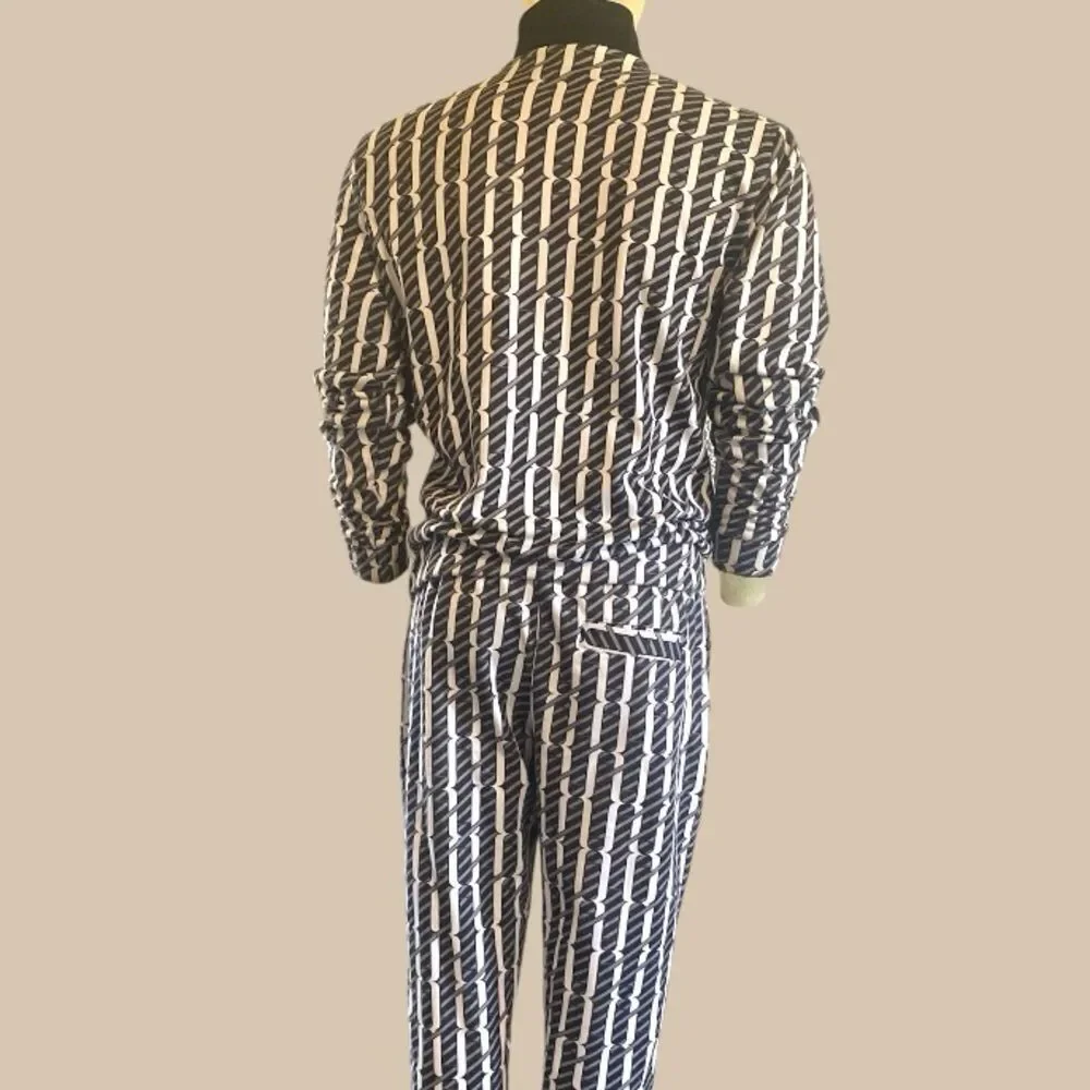 Designer 2-piece Athleisure Tracksuit - Picture 8 of 8